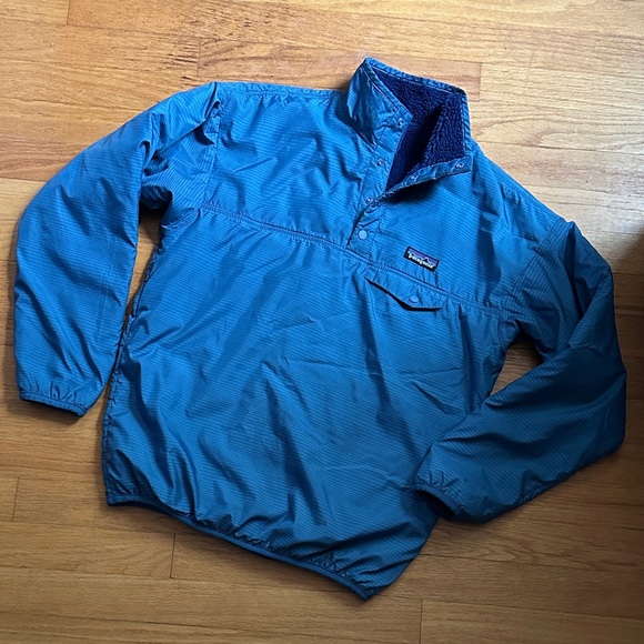 Patagonia Reversible Jacket - Picture 2 of 3